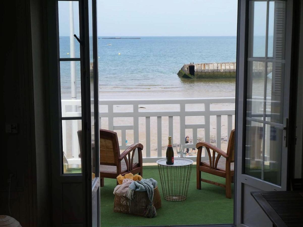 Appartement de standing - avec terrasse et vue mer Arromanches-les-Bains Extérieur photo